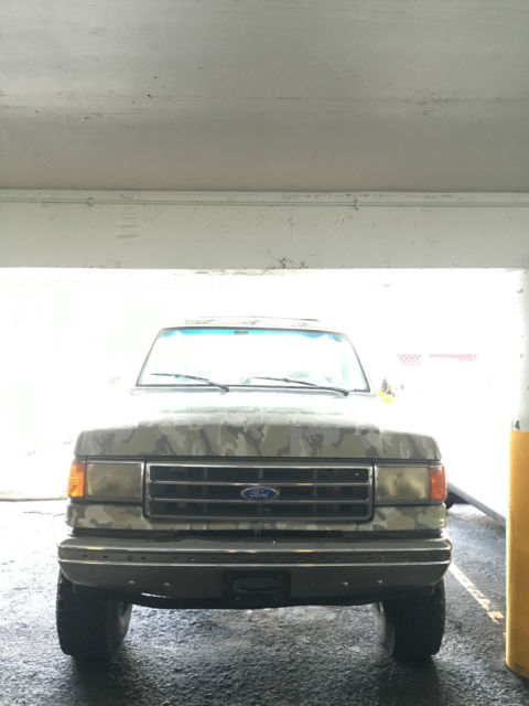 1990 Ford Bronco XLT - photo 9