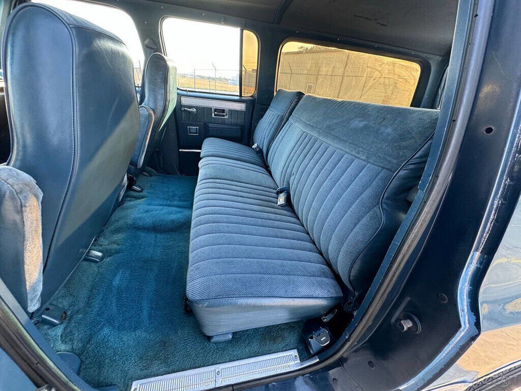 1987 GMC Suburban R 2500 - 77k ORIGINAL MILES - CLEAN CAR FAX - SOUTHERN OWNED! - photo 11