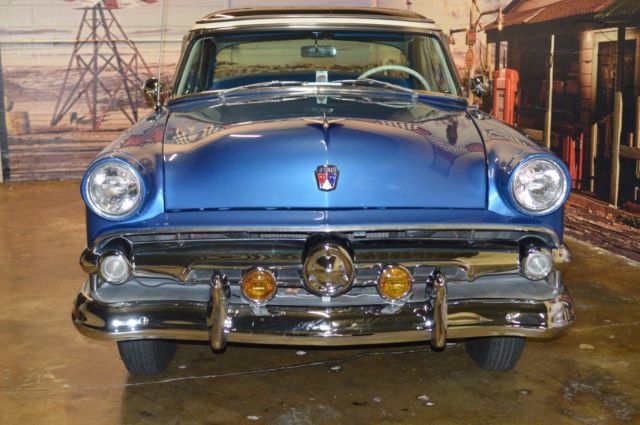 1954 Ford CRESTLINE SKYLINER SKYLINER - photo 3