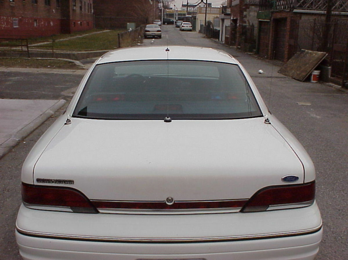 1994 Ford Crown Victoria - photo 6