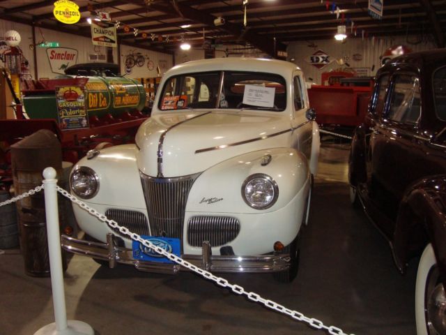 1941 Ford Super Deluxe - photo 10