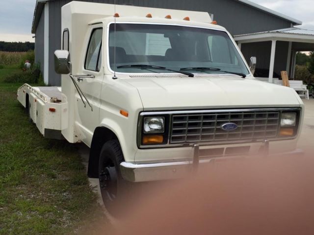 1984 Ford E 350 Custom Car Hauler - photo 8