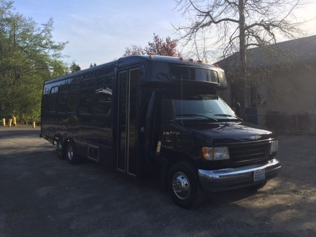 1994 Ford E-Series Van - photo 2