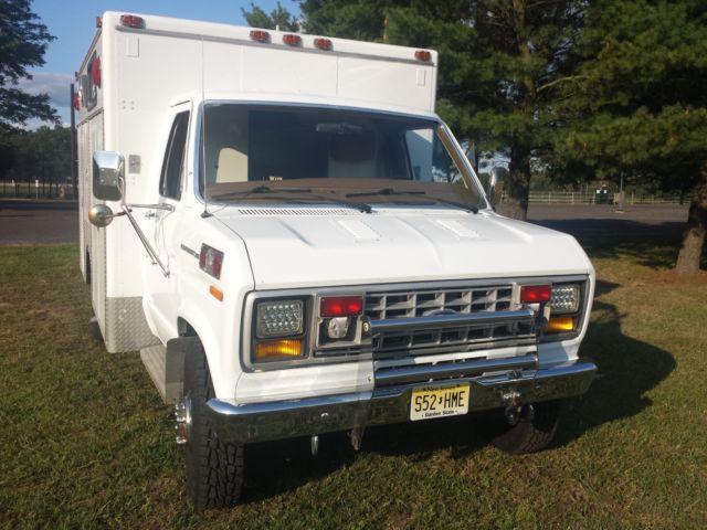 1987 Ford E-Series Van - photo 2