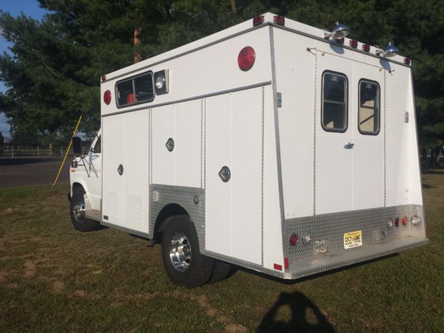 1987 Ford E-Series Van - photo 4