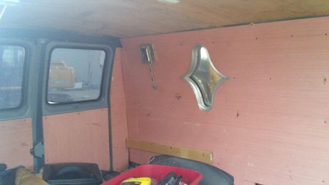 1983 Ford E-Series Van - photo 5