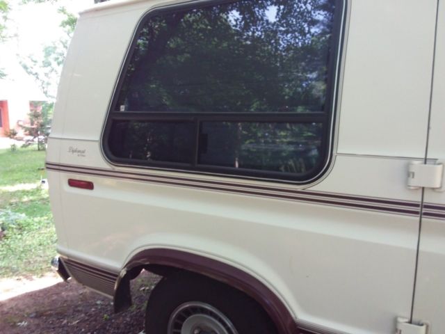 1988 Ford E-Series Van - photo 5