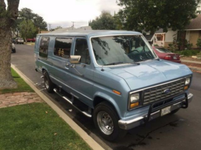 1987 Ford E-Series Van - photo 2