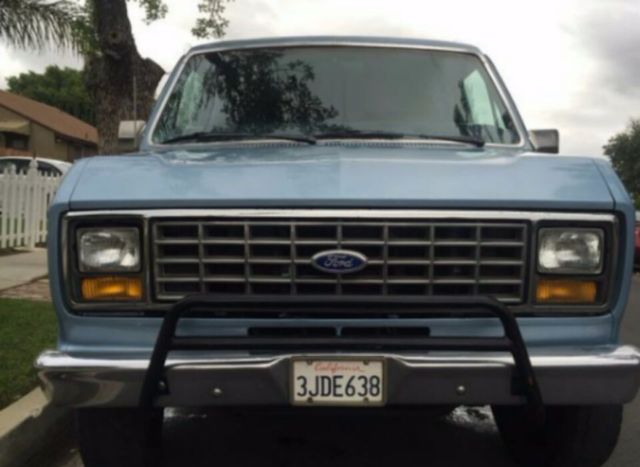 1987 Ford E-Series Van - photo 4