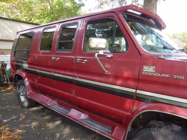 1989 Ford E-Series Van 4x4 - photo 3