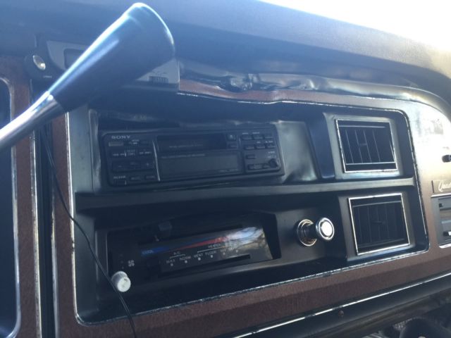1986 Ford E-Series Van - photo 11