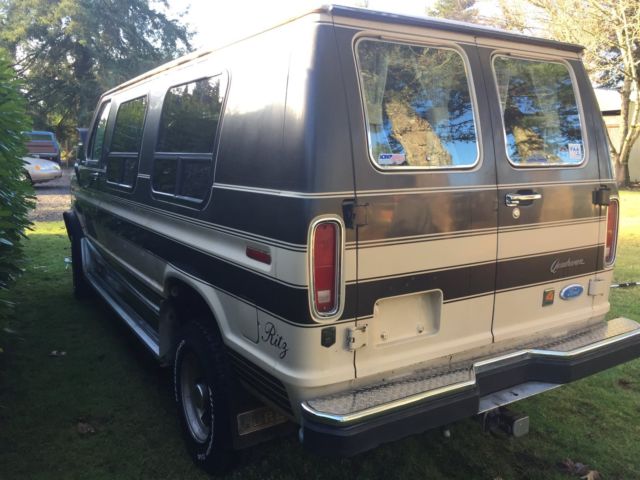 1986 Ford E-Series Van - photo 2