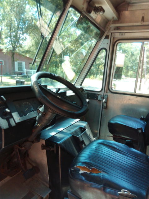 1990 Ford E350 Step Van - photo 7
