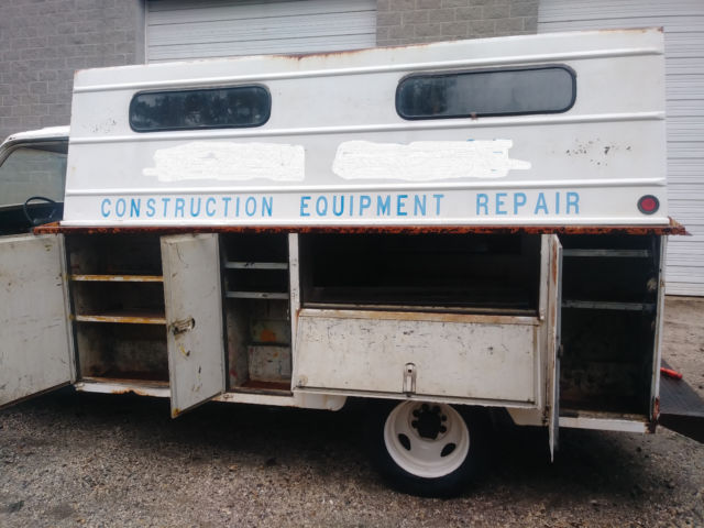 1984 Ford E-Series Van - photo 11