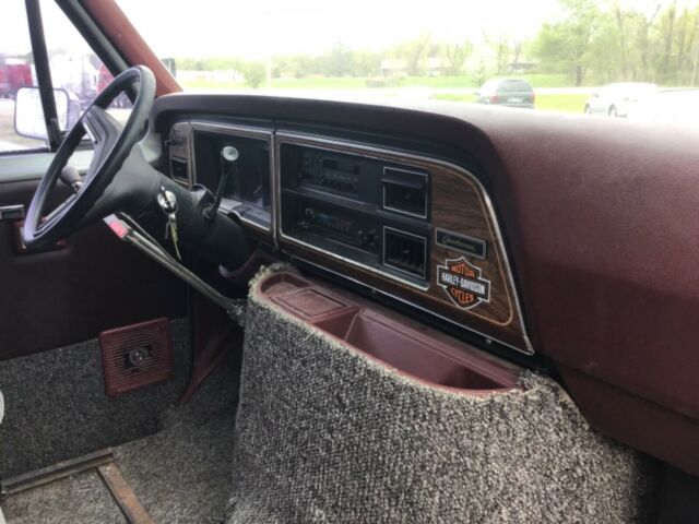 1989 Ford E-Series Van - photo 11