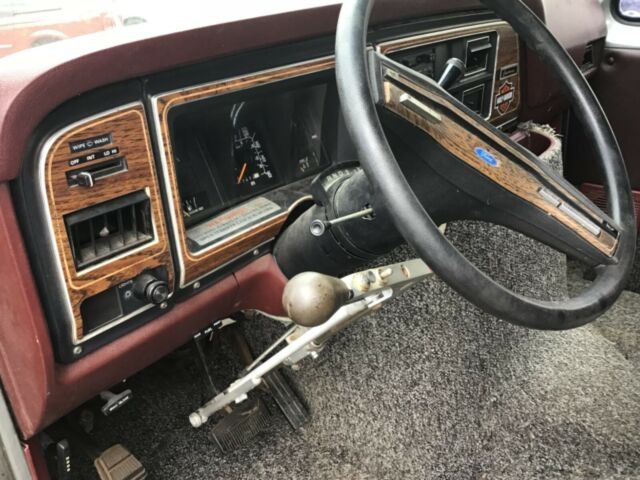 1989 Ford E-Series Van - photo 12