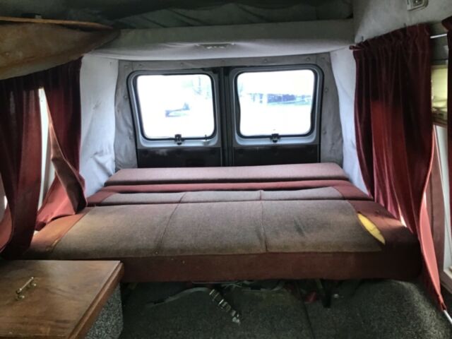 1989 Ford E-Series Van - photo 13