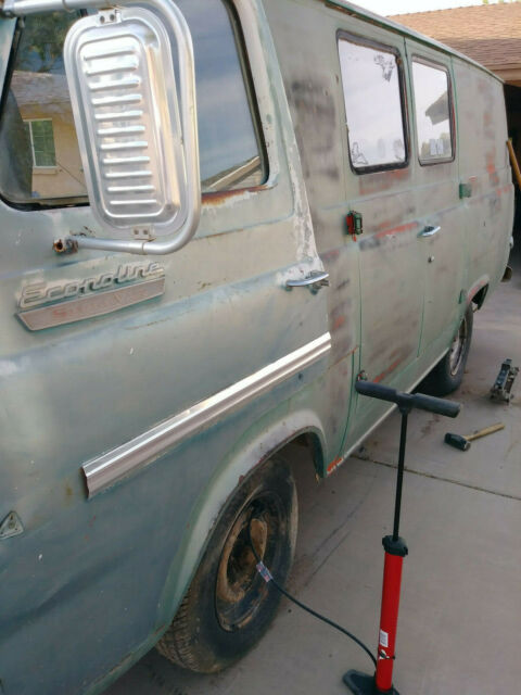 1966 Ford Econoline Van Deluxe - photo 9