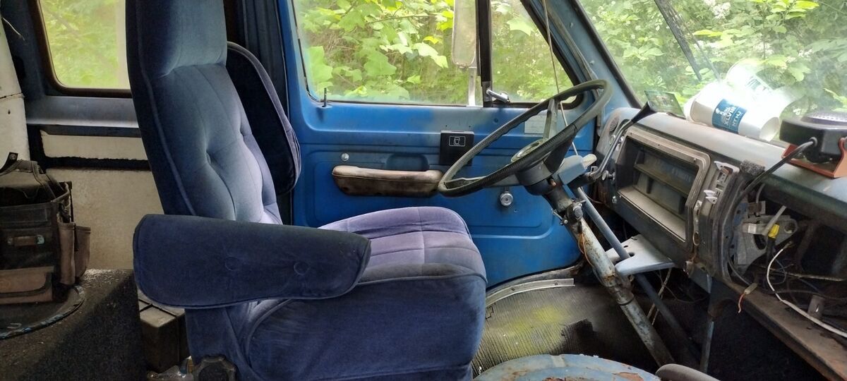 1972 Ford E-Series Van - photo 3