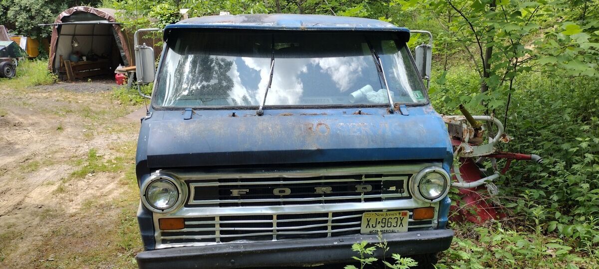 1972 Ford E-Series Van - photo 8