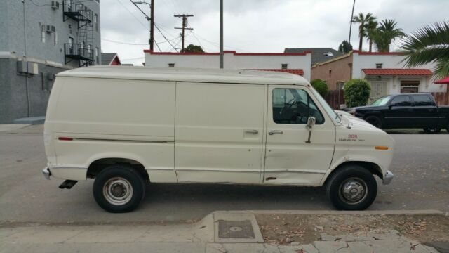 1990 Ford E-Series Van - photo 3