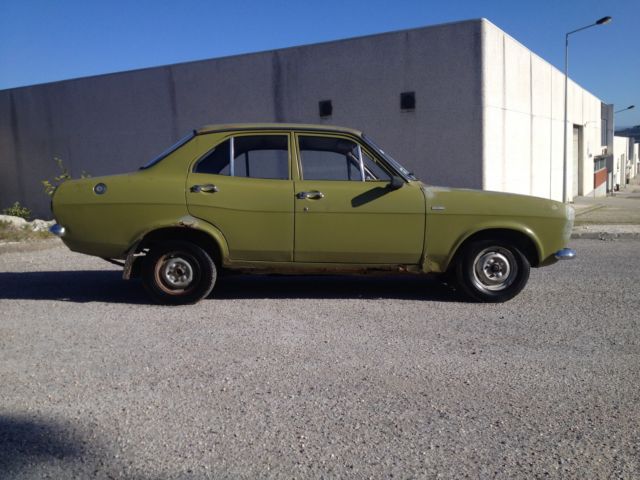 1970 Ford Escort 4 door - photo 4