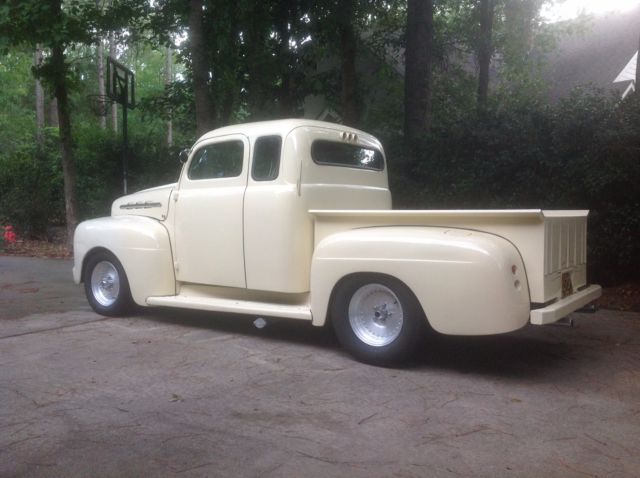 1951 Ford F-100 - photo 2