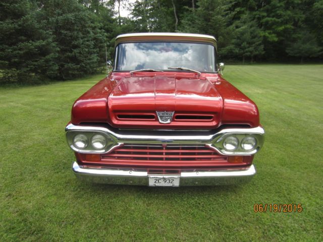 1960 Ford F-100 truck - photo 2