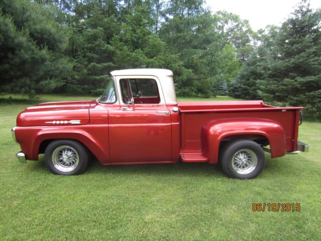 1960 Ford F-100 truck - photo 4