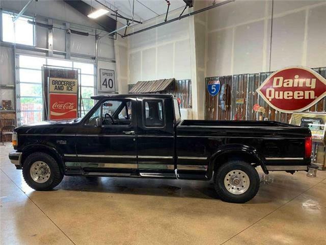 1994 Ford F-150 XLT 2dr 4WD Extended Cab LB - photo 5