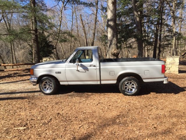 1987 Ford F-100 Base, Cloth - photo 6
