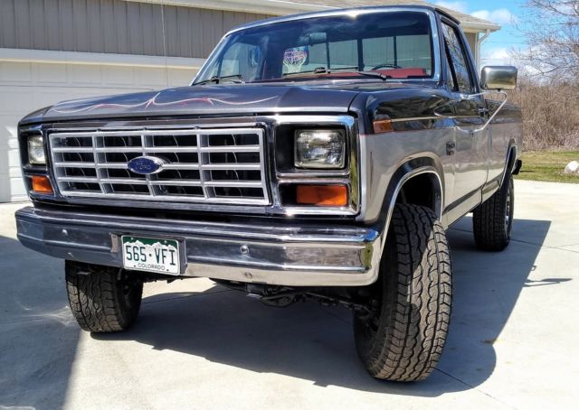 1985 Ford F-250 XL - photo 4