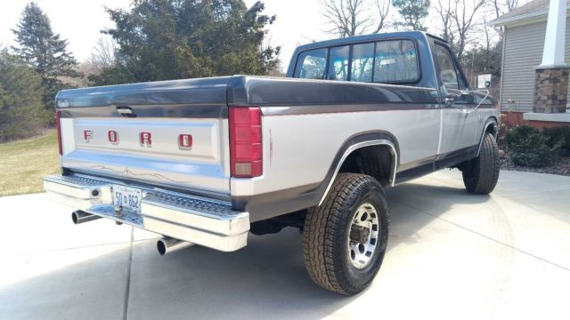 1985 Ford F-250 XL - photo 5