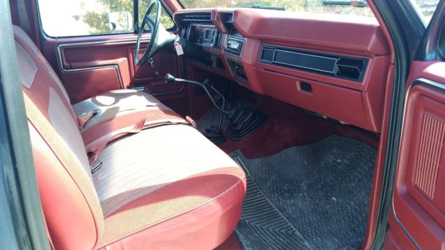 1985 Ford F-250 XL - photo 7