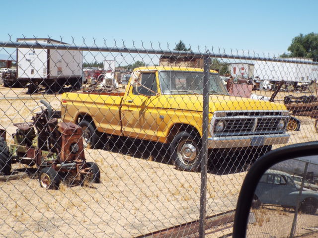 1975 Ford F-250 - photo 2