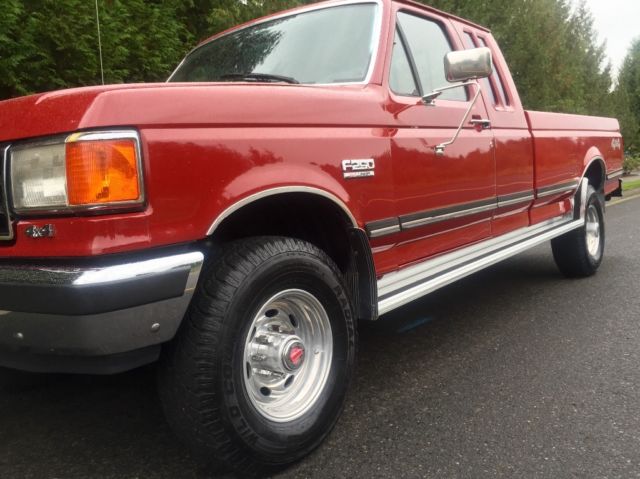 1991 Ford F-250 SUPER CLEAN ALL ORIGINAL LOW MILE 4WD 3/4 TON TRUCK - photo 9