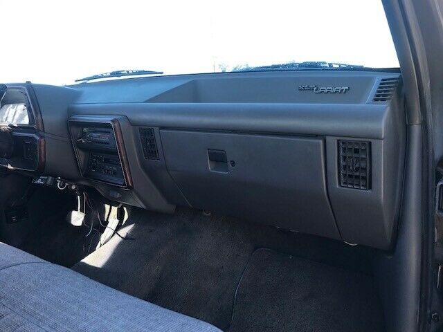 1991 Ford F-350 XLT - photo 9