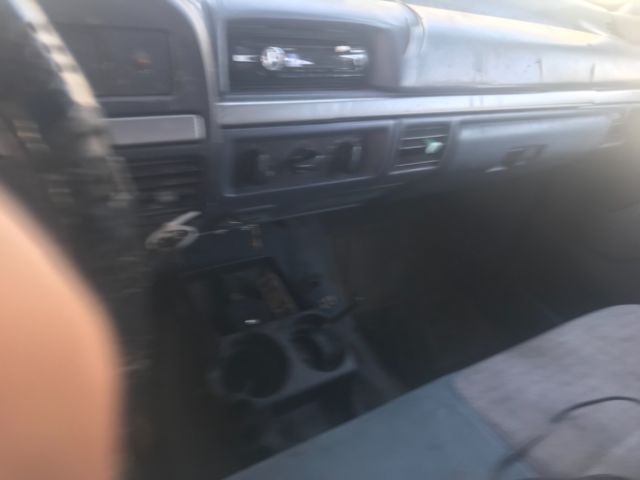 1992 Ford F-350 - photo 7