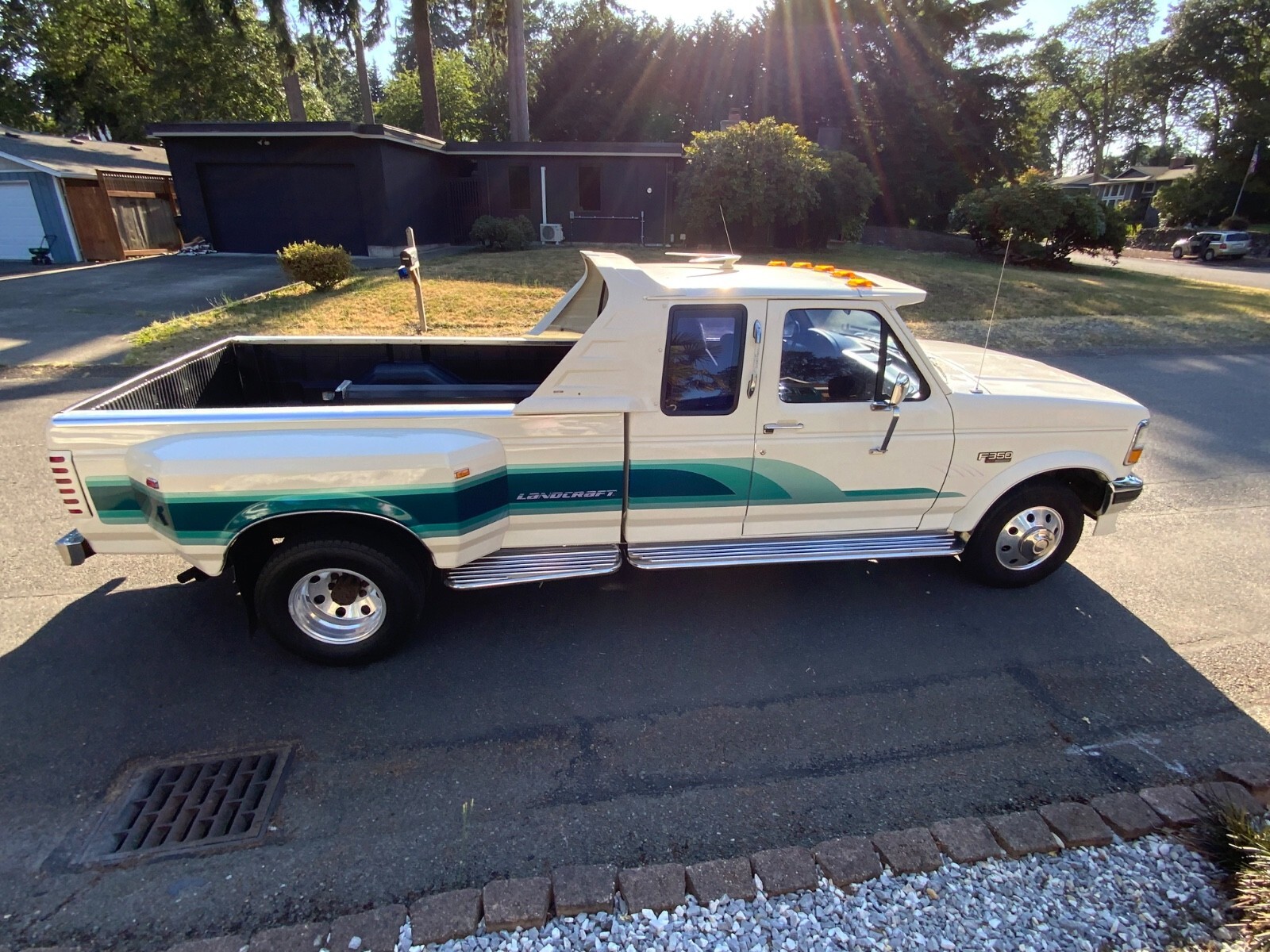 1992 Ford F-350 XLT LANDCRAFT Edition - photo 2