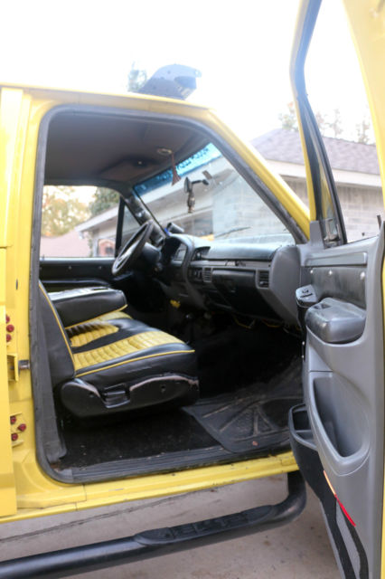 1993 Ford F-350 XLT - photo 2