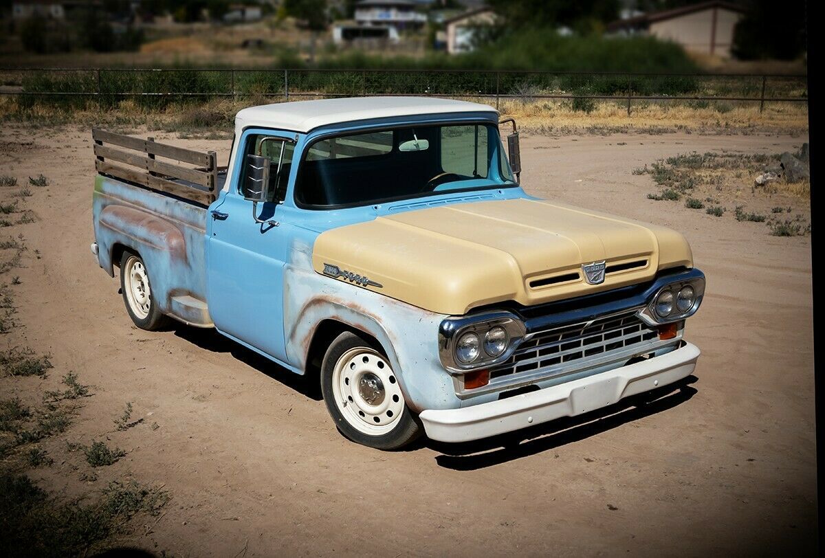 Ford F100 / Crown Victoria 1960 / 2004 Custom 1960 Ford F-100