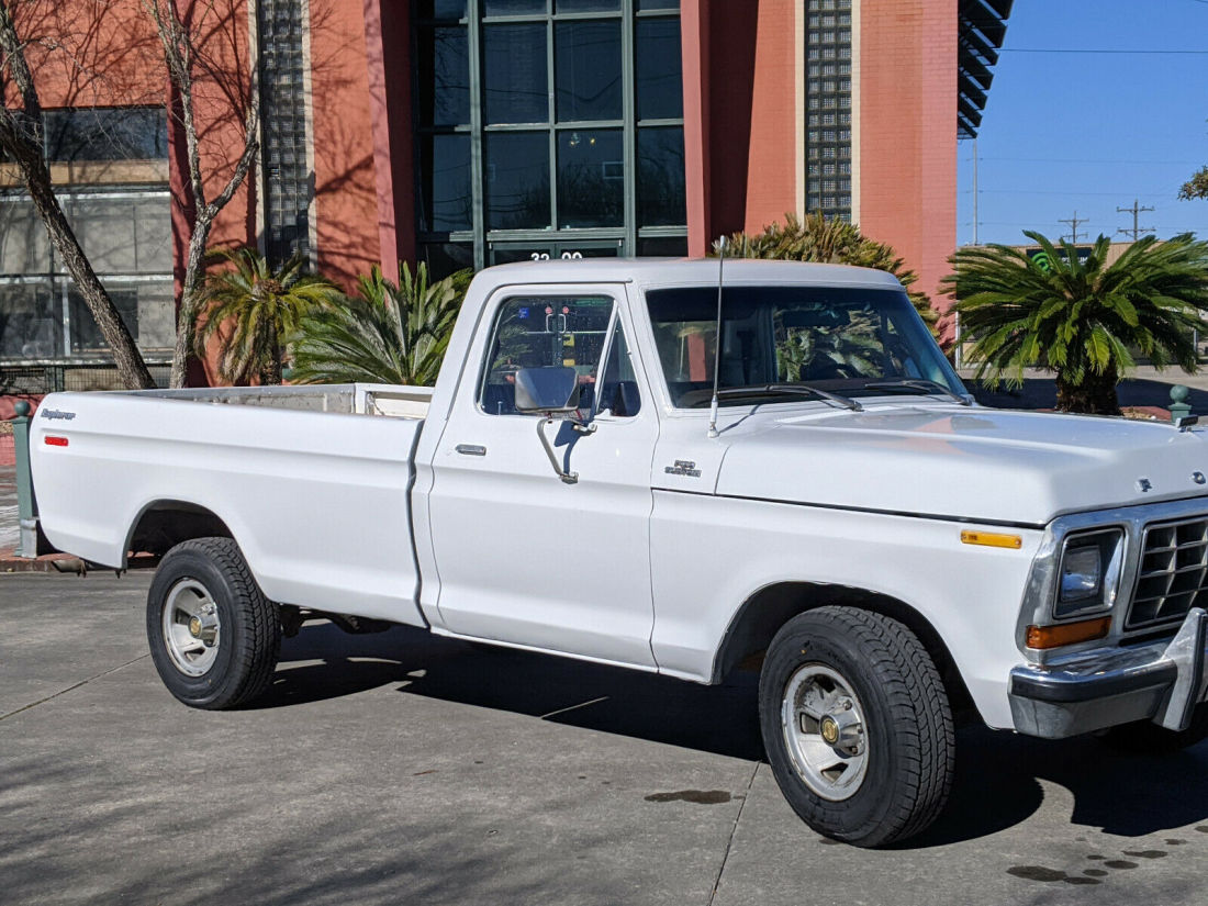 1979 Ford Explorer - photo 2