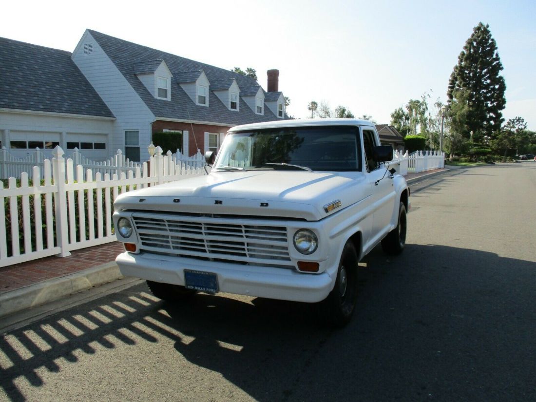 Ford F100 Short Bed Side Step 1968 Ford F-100 F100