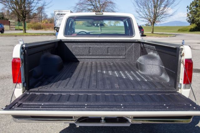 1990 Ford F-150 Supercab XL 4X2 - photo 6
