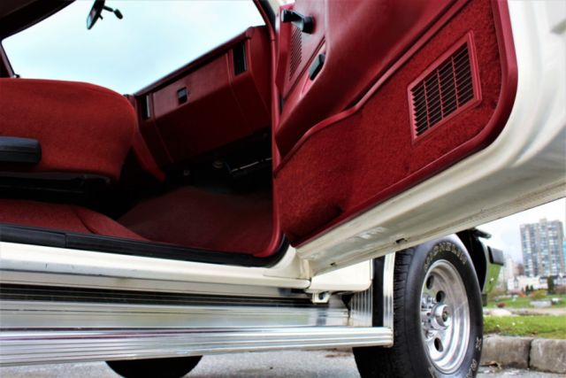 1990 Ford F-150 Supercab XL 4X2 - photo 8