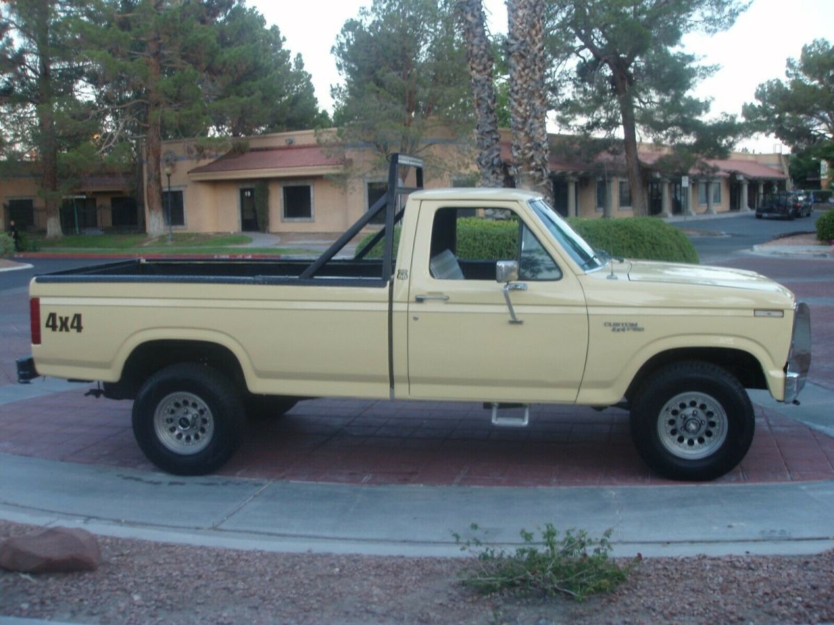 ford f150 4x4 4 speed manual no reserve sale west coast truck low miles 1981 Ford F-100