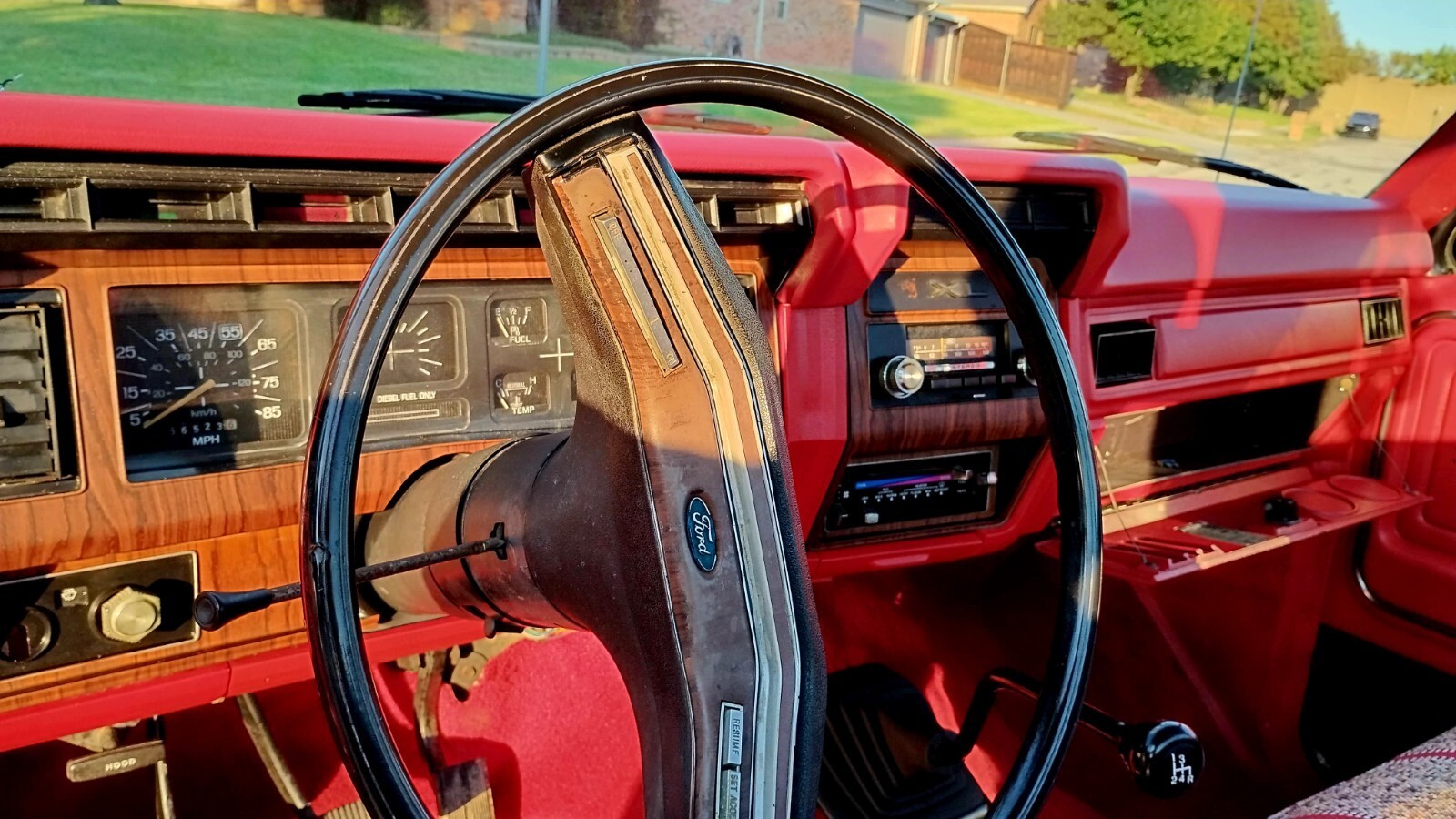 1983 Ford F-250 - photo 8