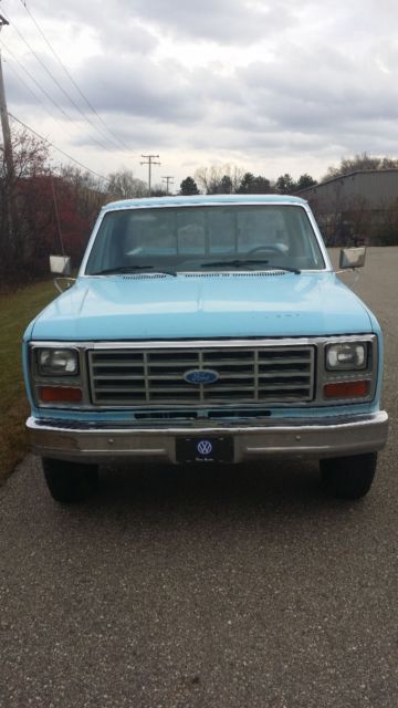 1983 Ford F-250 - photo 2