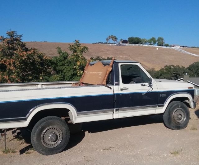 Ford F250 Lariat 1986 460 engine, 4x4, long bed 1986 Ford F-250 Lariat