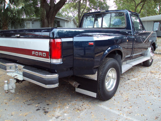 1989 Ford F-350 XLT Lariat Standard Cab Pickup 2-Door - photo 6